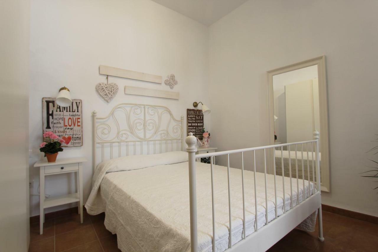 Apartamento Ollerias Málaga Eksteriør bilde
